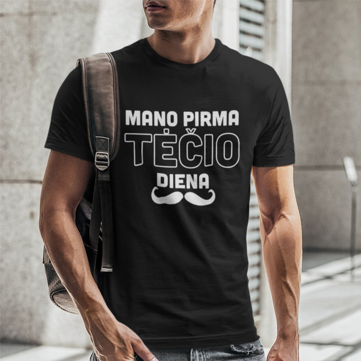 Juodi UNISEX marškinėliai su baltu užrašu "Mano pirma tėčio diena"