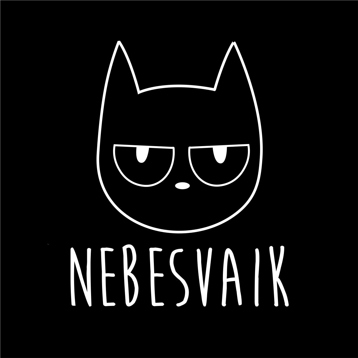 Juodas džemperis be gobtuvo "Nebesvaik"