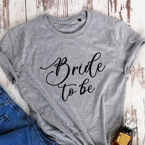 Pilki unisex marškinėliai su užrašu "Bride to be“